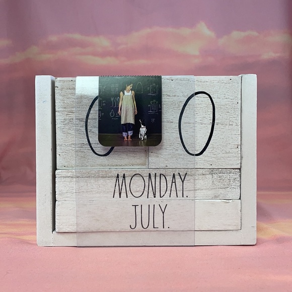 Rae Dunn Wooden calendar - Picture 2 of 2